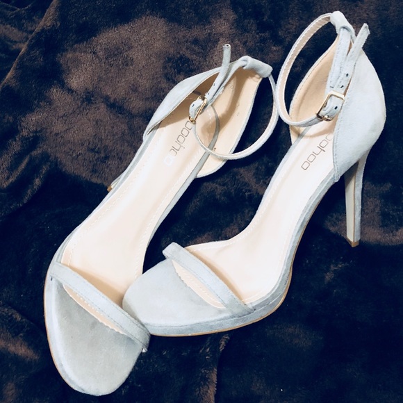 SOLD!! SEXY HEELS...NEW - Picture 2 of 5